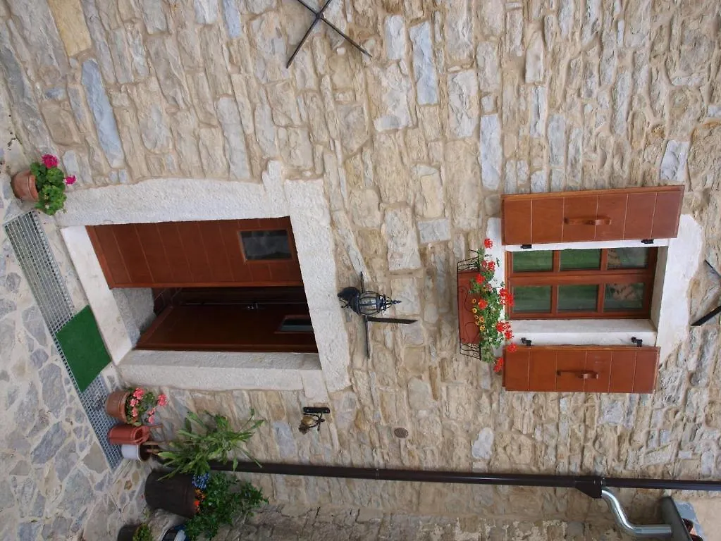 Al Merlo Olivo, Rural Istrian House Buje