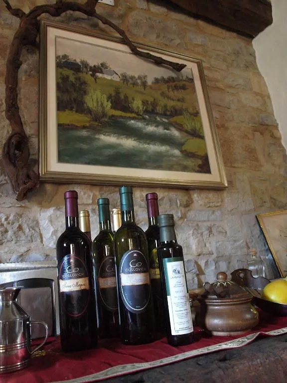 Al Merlo Olivo, Rural Istrian House Bed and Breakfast Buje