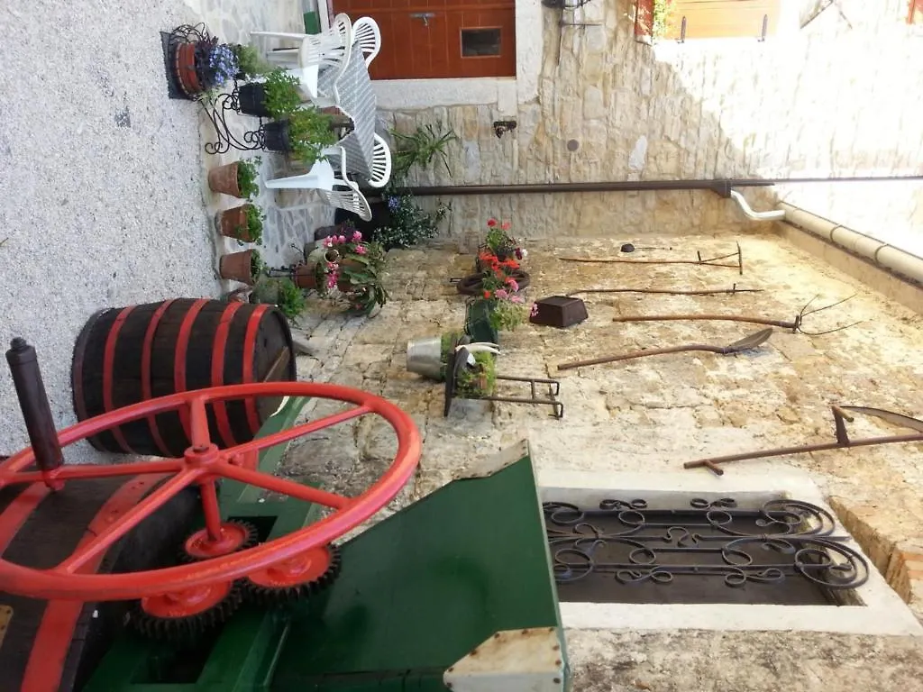 Al Merlo Olivo, Rural Istrian House Buje